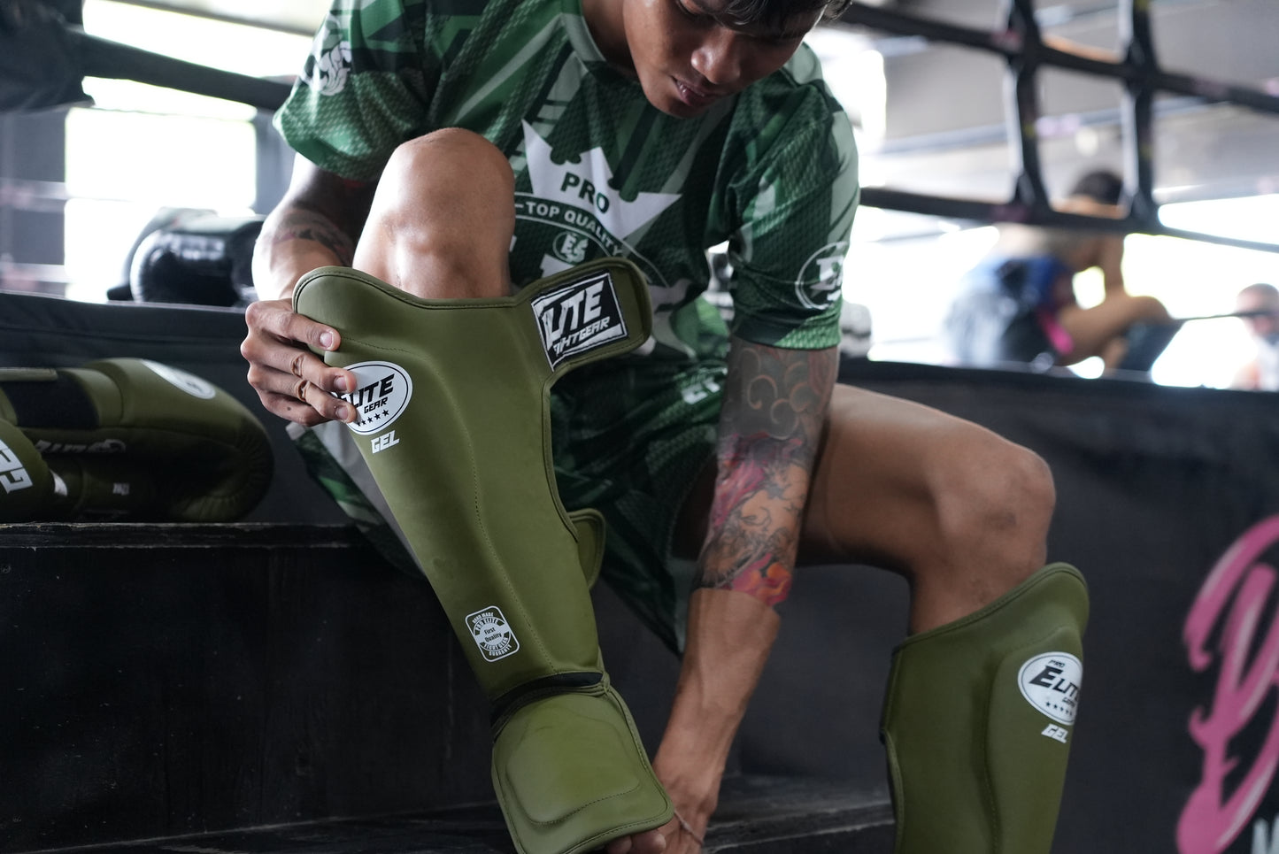 Gel Tech Shin Guard Green